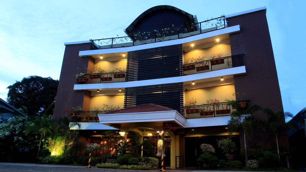 North Garden Suites Davao City 외부 사진